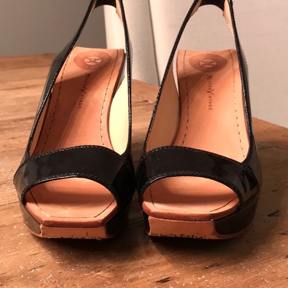 Shoes - Picture 4 of 4